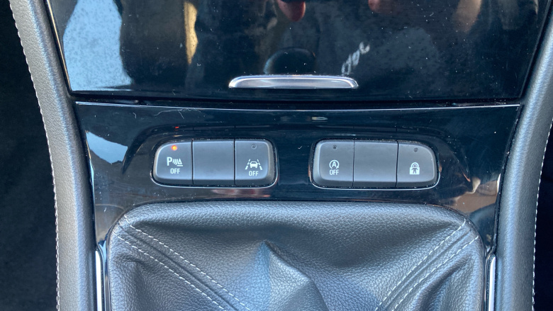 Vauxhall Grandland 1.2 Turbo Ultimate 5dr Petrol Hatchback